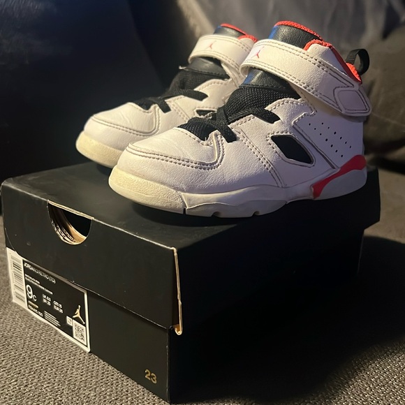 Lightly Worn Jordans Jordan 6 Baby boy Toddler 8c - Picture 2 of 5